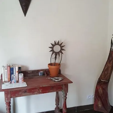 Bed and Breakfast Mas Corbiere Νιμ